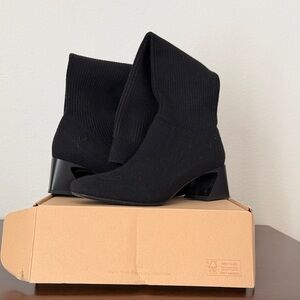 Stylish Black Women's Boots